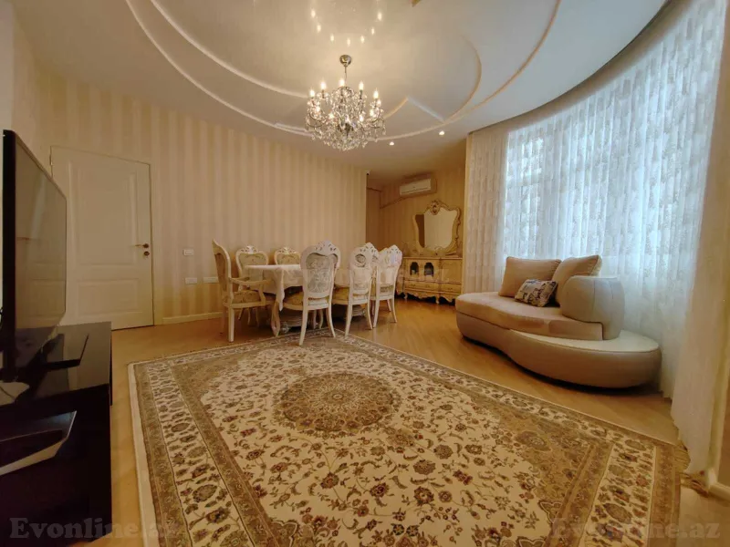 3 otaqlı Mənzil 100 m² Xətai r. Kirayə verilir