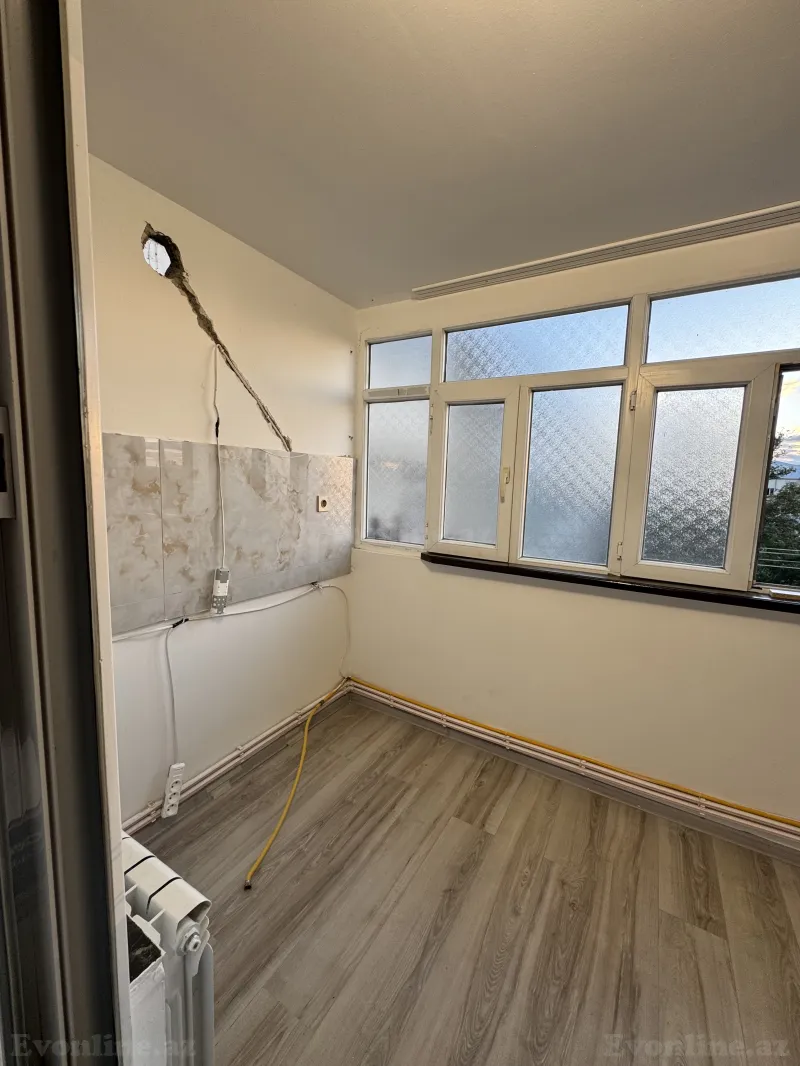 Satılır 3 otaqlı Mənzil Köhnə tikili 47 m² Gəncə - şəkil 2