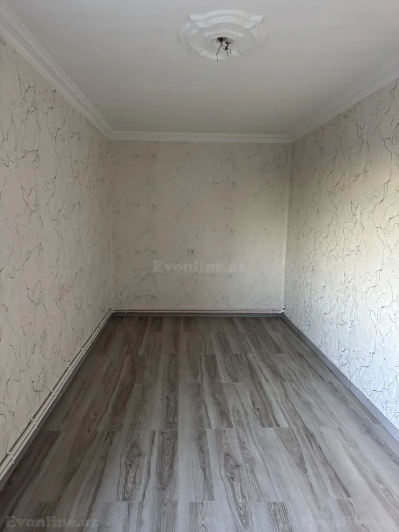 Satılır 3 otaqlı Mənzil Köhnə tikili 47 m² Gəncə - şəkil 4