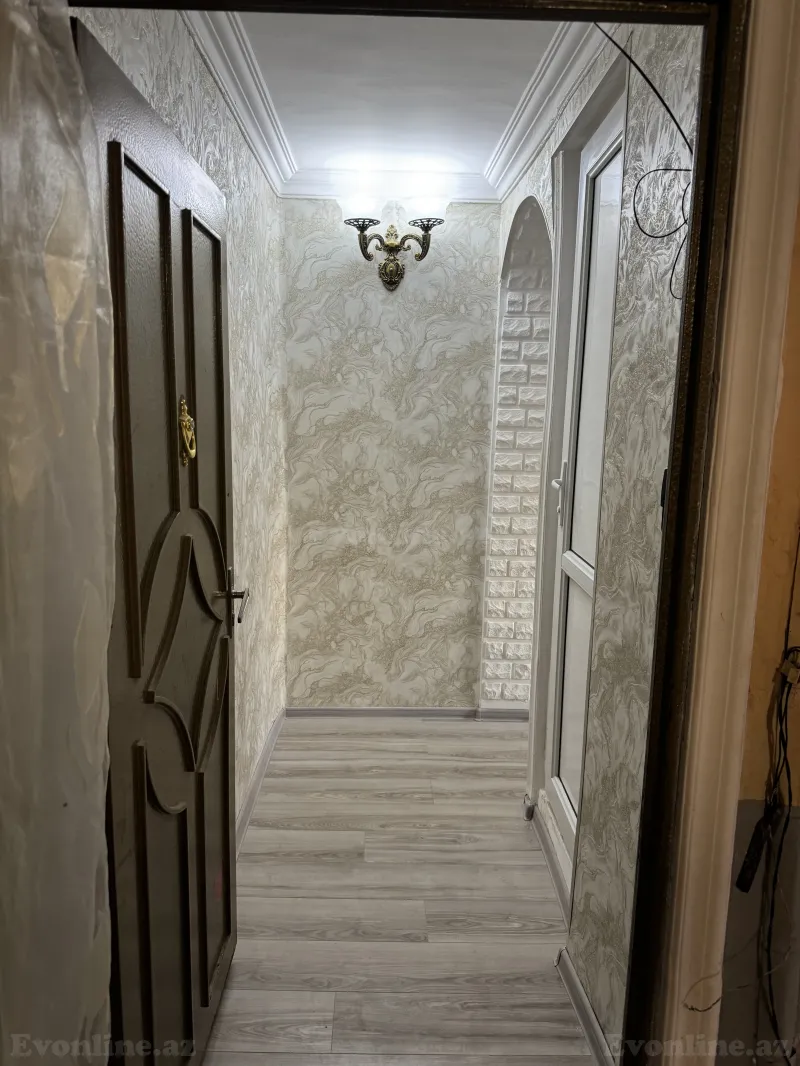Satılır 3 otaqlı Mənzil Köhnə tikili 47 m² Gəncə - şəkil 8
