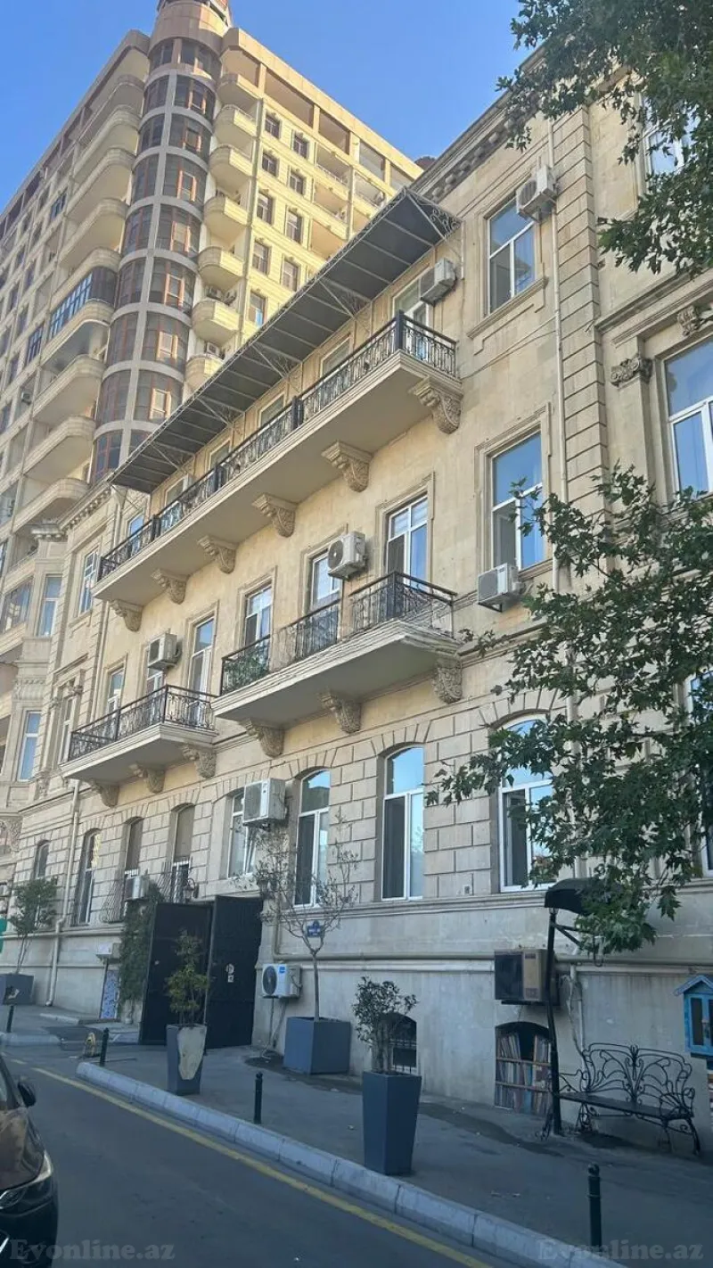 Satılır 3 otaqlı Mənzil Köhnə tikili 108 m² Nizami m. - şəkil 17