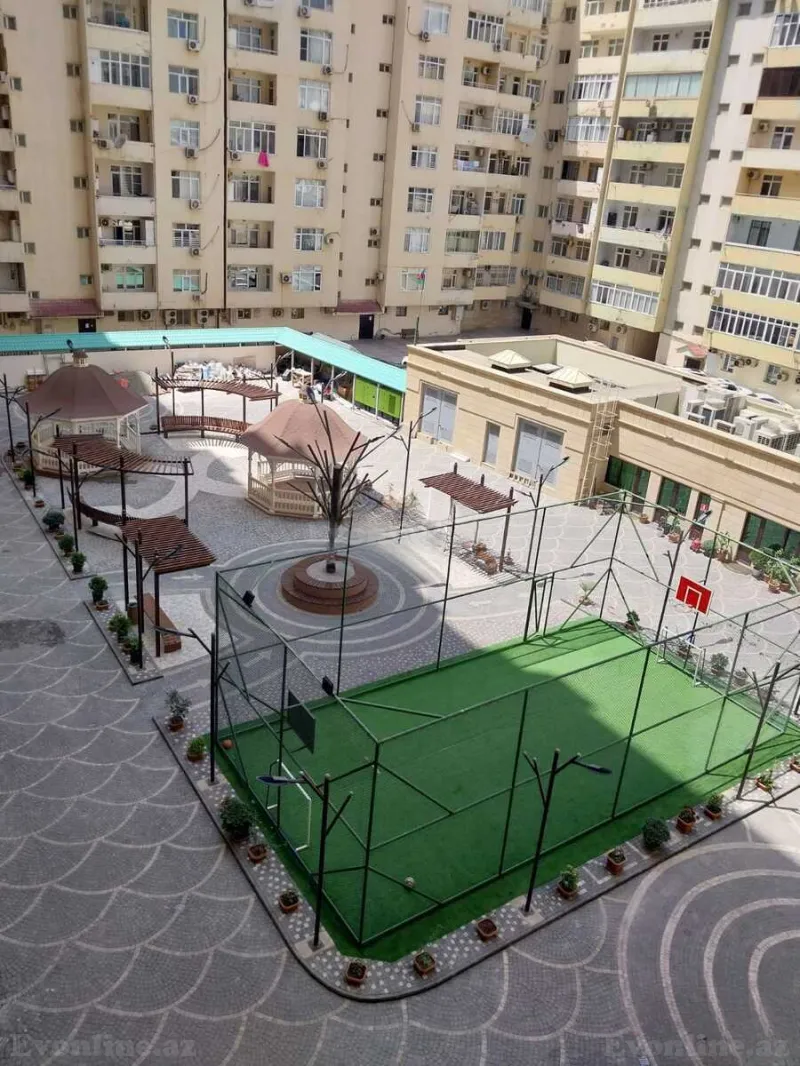 3 otaqlı Mənzil 95 m² Nizami m. Kirayə verilir