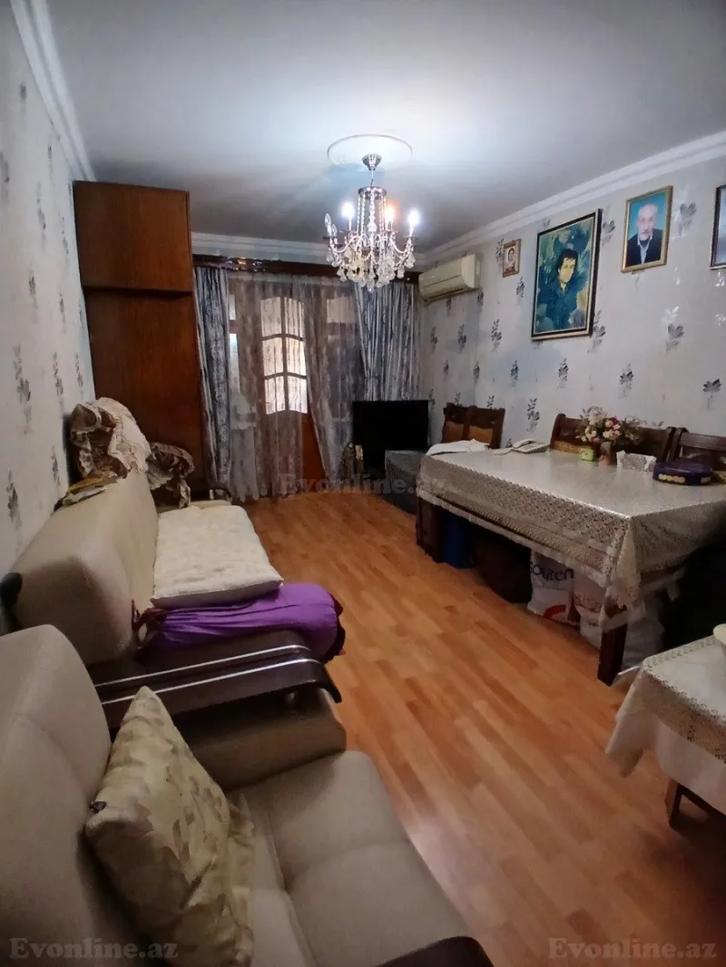 Satılır 2 otaqlı Mənzil Köhnə tikili 55 m² Xırdalan