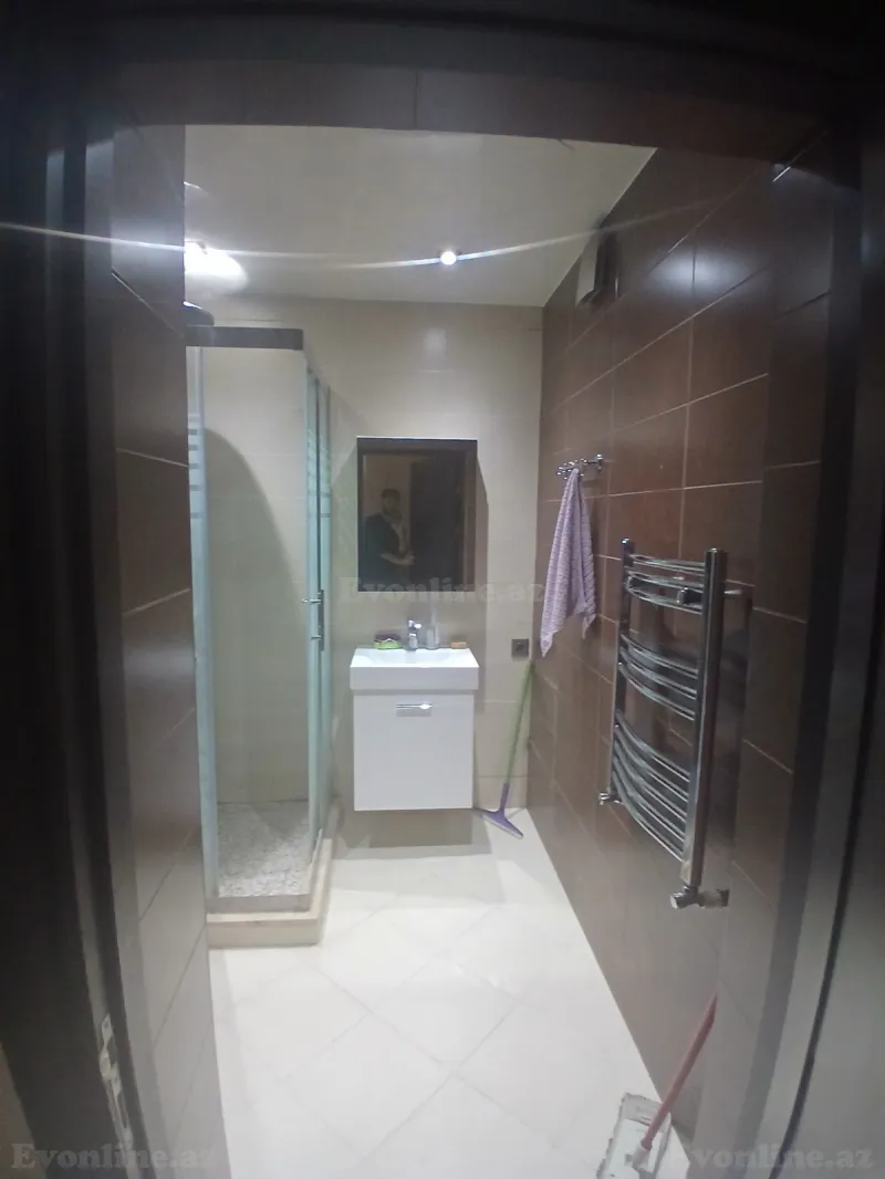 Kirayə verilir 3 otaqlı Mənzil Yeni tikili 110 m² İnşaatçılar m. - şəkil 9