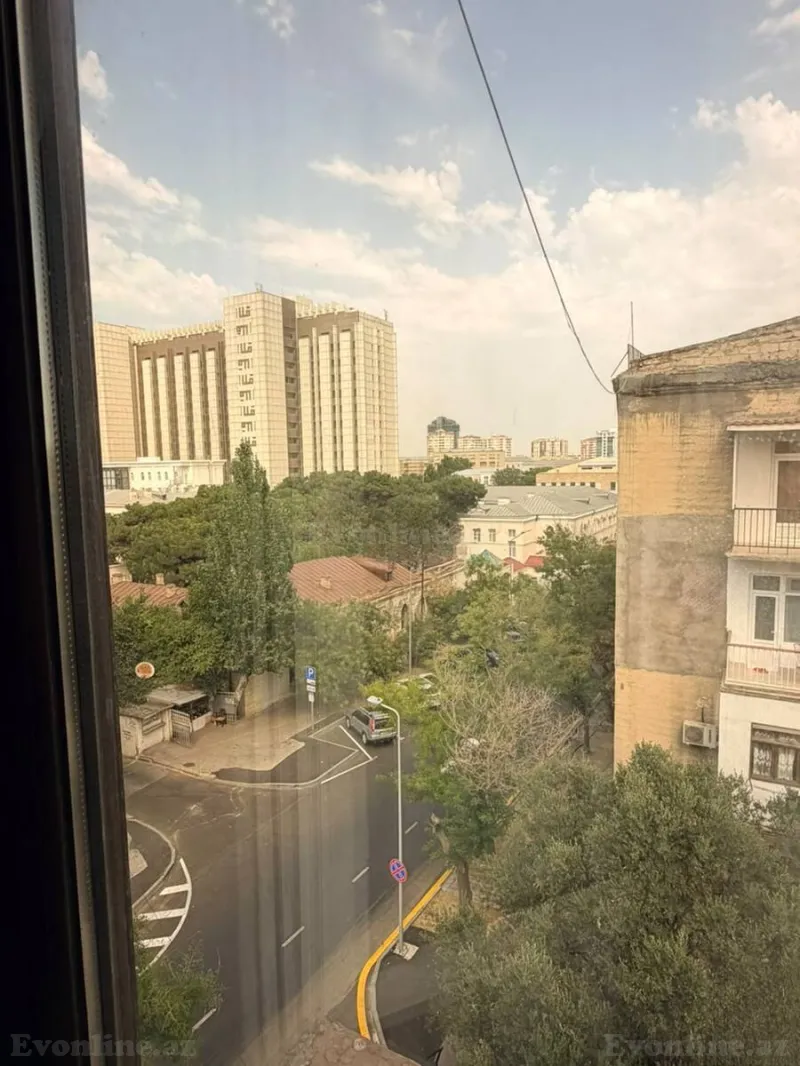 Satılır 2 otaqlı Mənzil Köhnə tikili 45 m² Elmlər Akademiyası m. - şəkil 7
