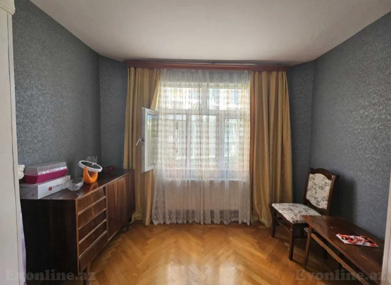 Satılır 3 otaqlı Mənzil Köhnə tikili 75 m² Yasamal r. - şəkil 3