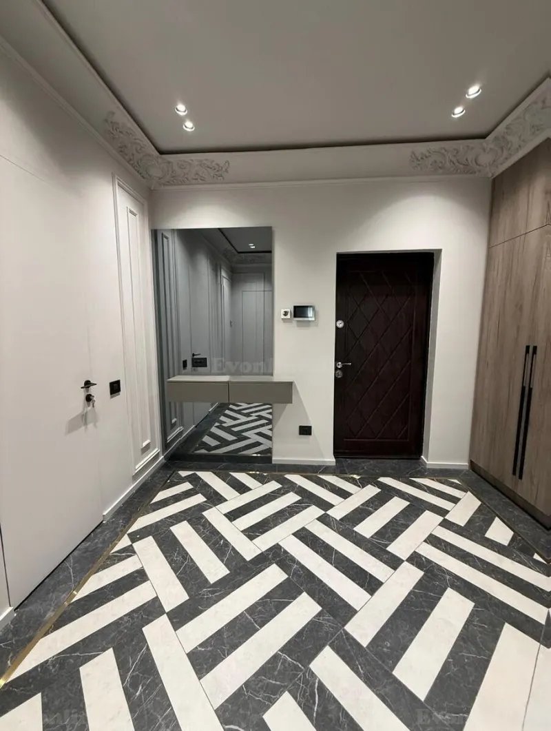Kirayə verilir 2 otaqlı Mənzil Yeni tikili 80 m² Gənclik m. - şəkil 5