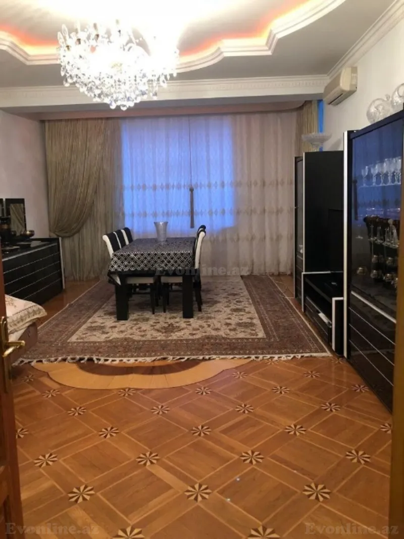 Kirayə verilir 3 otaqlı Mənzil Yeni tikili 140 m² Gənclik m. - şəkil 2