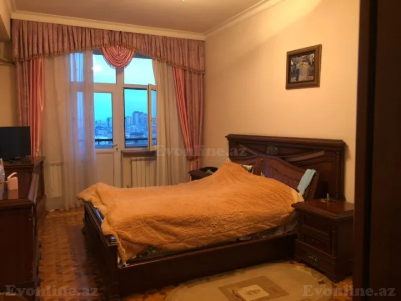 Kirayə verilir 3 otaqlı Mənzil Yeni tikili 140 m² Gənclik m. - şəkil 4