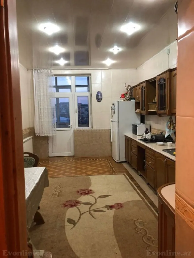 Kirayə verilir 3 otaqlı Mənzil Yeni tikili 140 m² Gənclik m. - şəkil 5