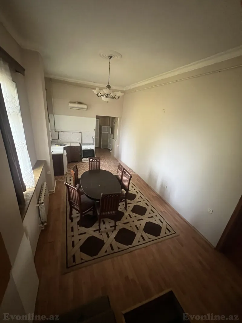 Satılır 4 otaqlı Mənzil Köhnə tikili 70 m² Yasamal r. - şəkil 3