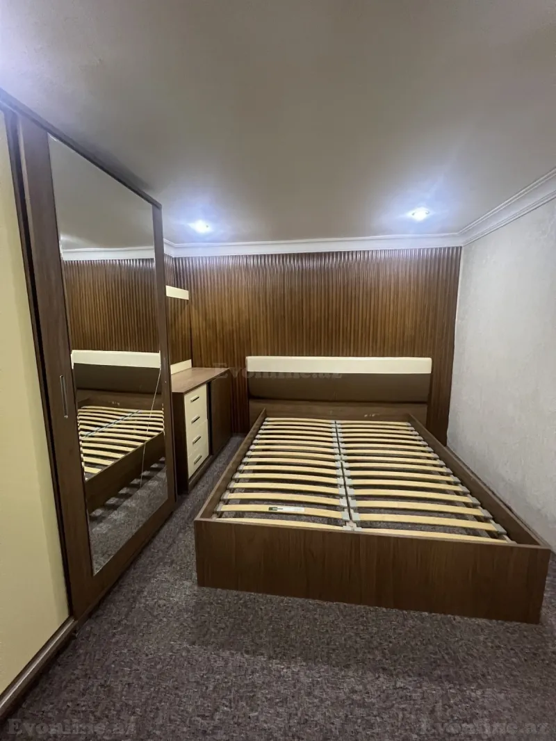 Satılır 4 otaqlı Mənzil Köhnə tikili 70 m² Yasamal r. - şəkil 7