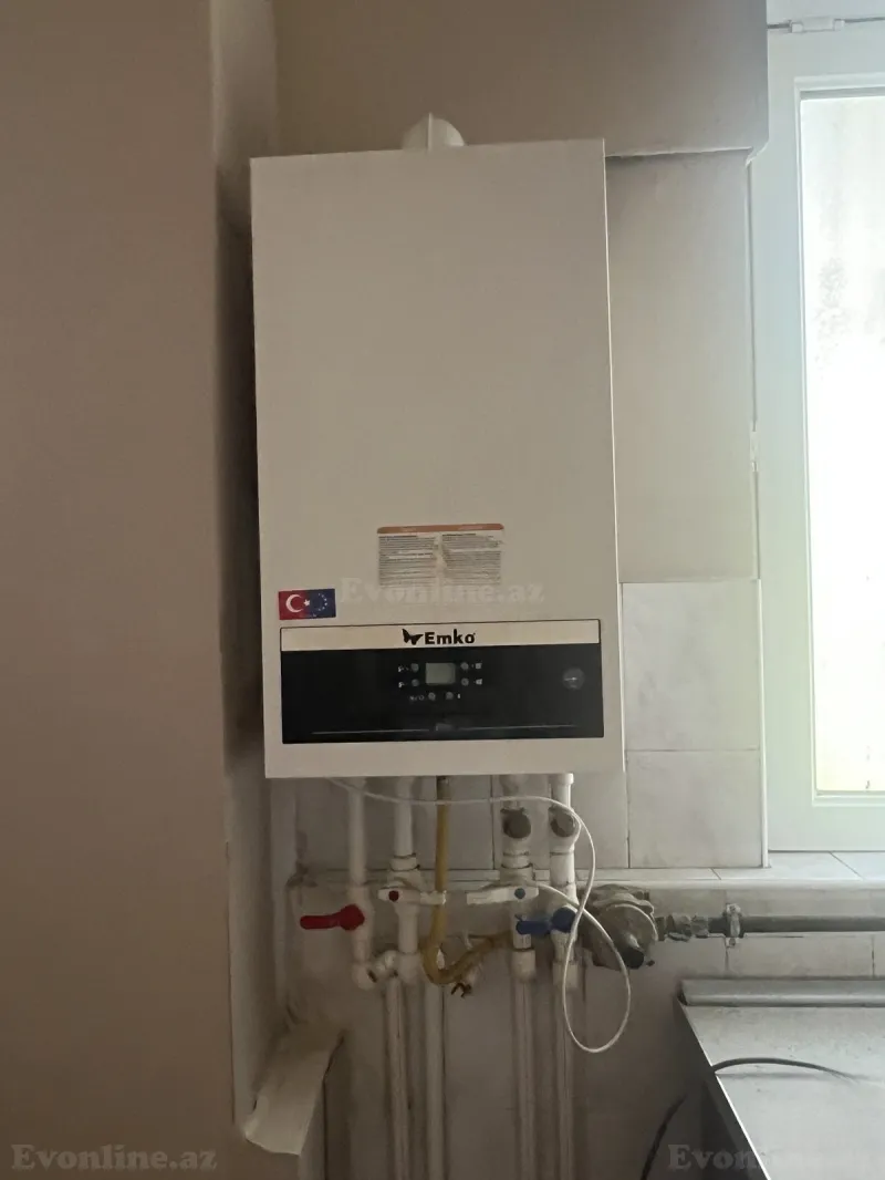 Satılır 4 otaqlı Mənzil Köhnə tikili 70 m² Yasamal r. - şəkil 12