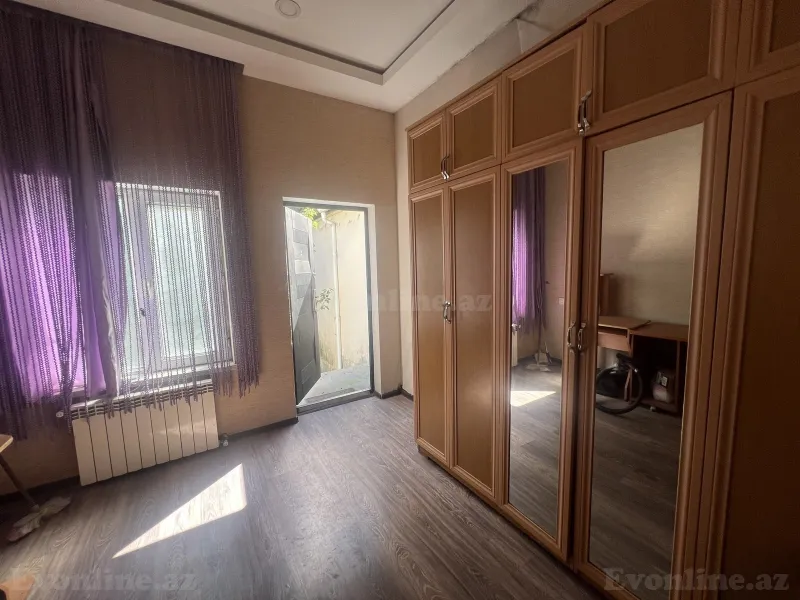 Satılır 4 otaqlı Mənzil Köhnə tikili 70 m² Yasamal r. - şəkil 13