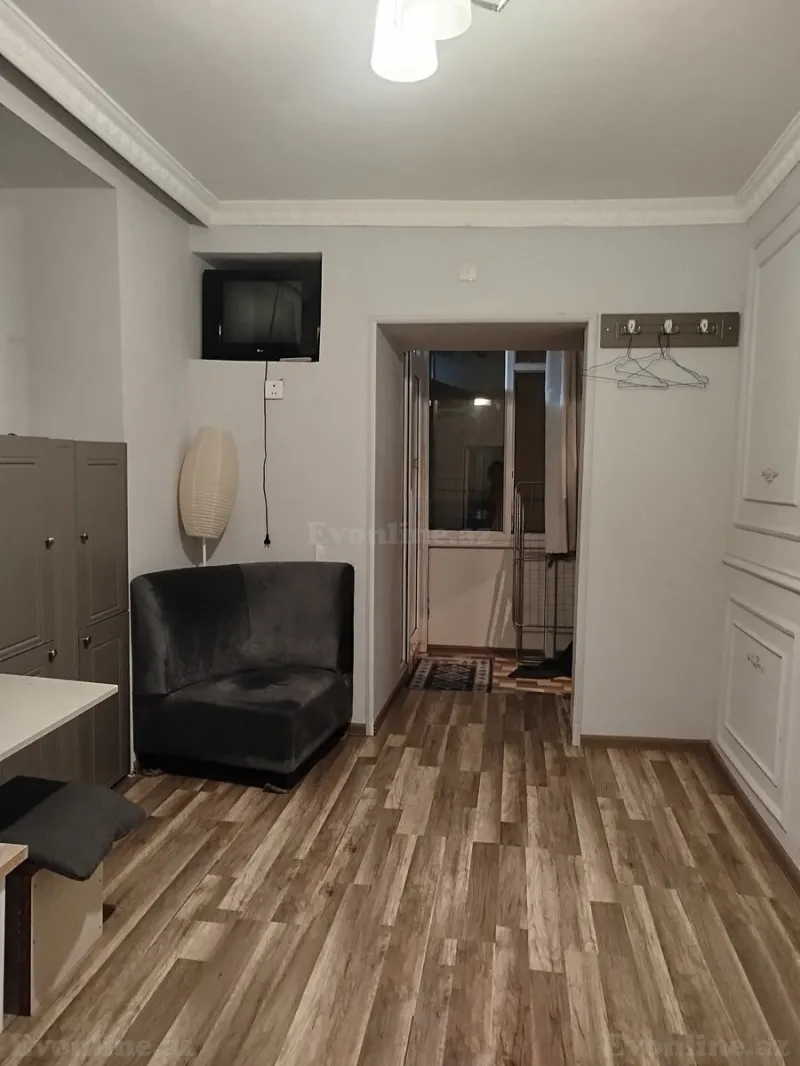 Kirayə verilir 1 otaqlı Mənzil Köhnə tikili 30 m² Nizami m. - şəkil 16
