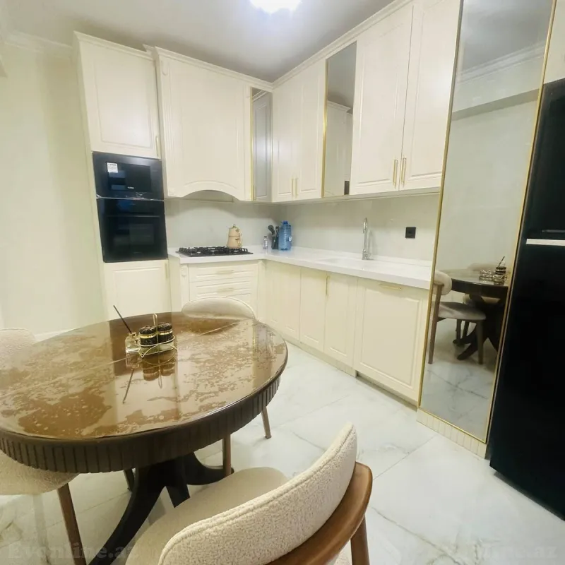 Kirayə verilir 3 otaqlı Mənzil Yeni tikili 100 m² Nərimanov r. - şəkil 7
