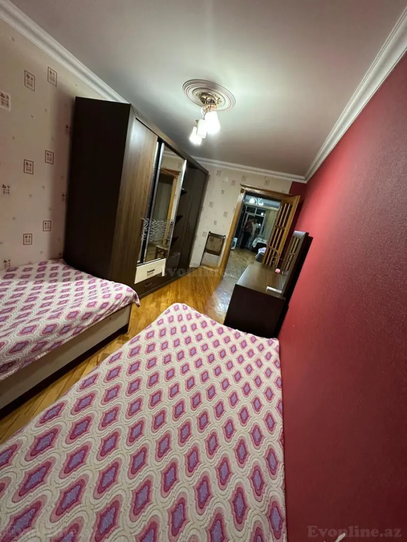 Satılır 3 otaqlı Mənzil Köhnə tikili 70 m² Neftçilər m. - şəkil 7