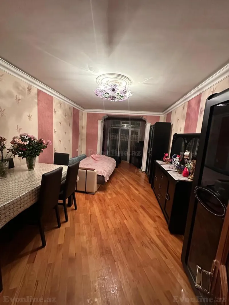 Satılır 3 otaqlı Mənzil Köhnə tikili 70 m² Neftçilər m. - şəkil 9
