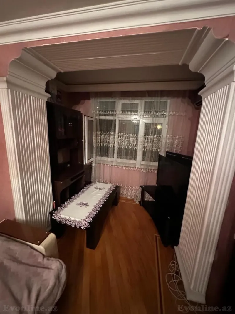 Satılır 3 otaqlı Mənzil Köhnə tikili 70 m² Neftçilər m. - şəkil 12