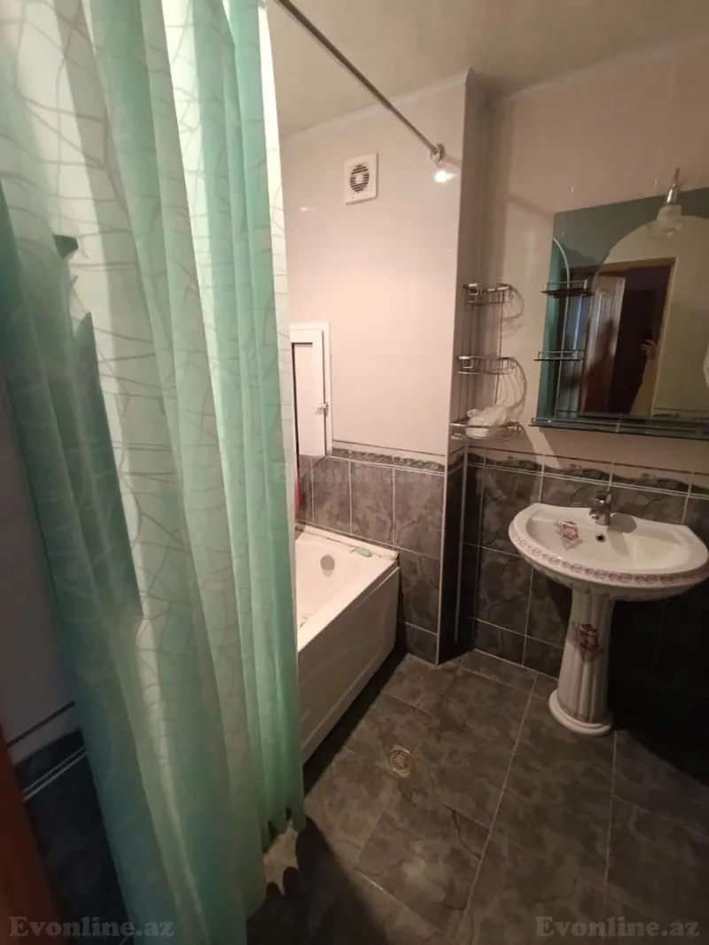 Kirayə verilir 2 otaqlı Mənzil Köhnə tikili 65 m² Yeni Yasamal - şəkil 3