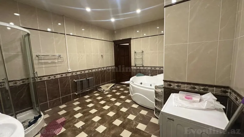 Kirayə verilir 5 otaqlı Mənzil Yeni tikili 240 m² 28 May m. - şəkil 9