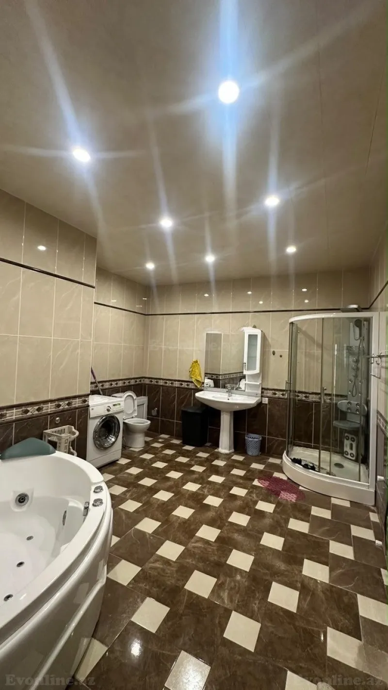Kirayə verilir 5 otaqlı Mənzil Yeni tikili 240 m² 28 May m. - şəkil 15