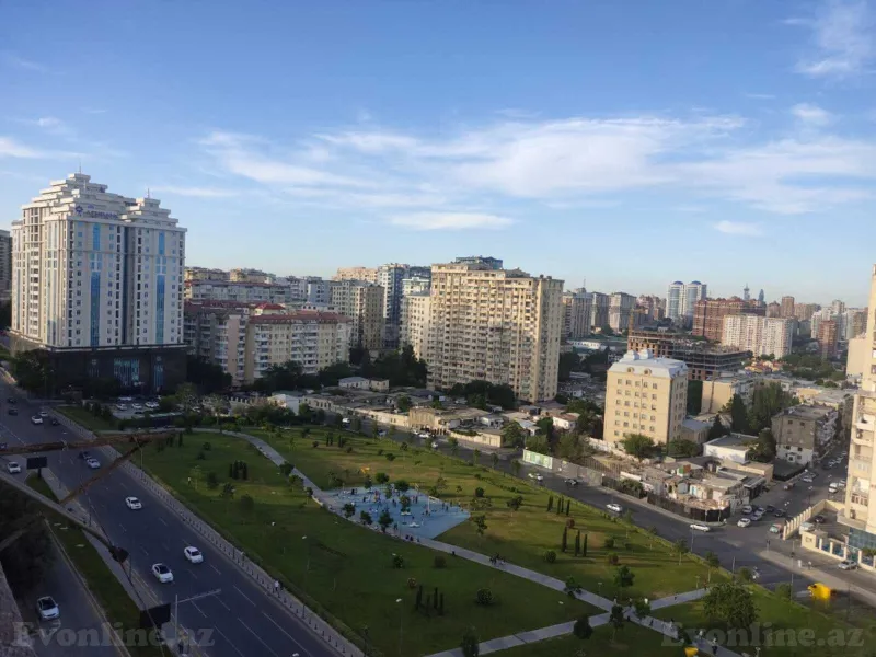 Satılır 4 otaqlı Mənzil Köhnə tikili 95 m² Elmlər Akademiyası m. - şəkil 2