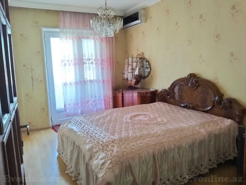 Satılır 4 otaqlı Mənzil Köhnə tikili 95 m² Elmlər Akademiyası m. - şəkil 3