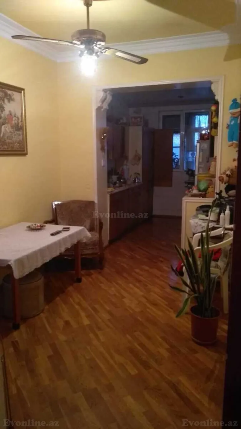 Satılır 4 otaqlı Mənzil Köhnə tikili 95 m² Elmlər Akademiyası m. - şəkil 5