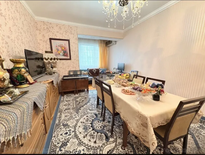 Satılır 3 otaqlı Mənzil Köhnə tikili 82 m² Nərimanov r.