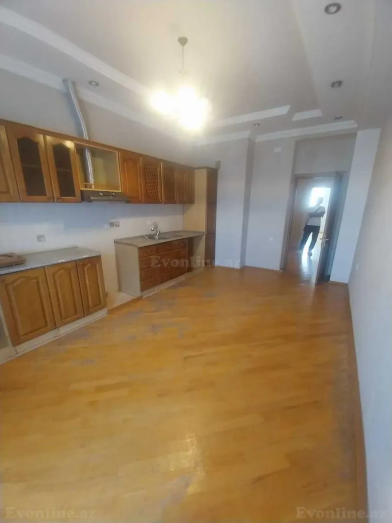 Satılır 4 otaqlı Mənzil Yeni tikili 165 m² Azadlıq prospekti m. - şəkil 6