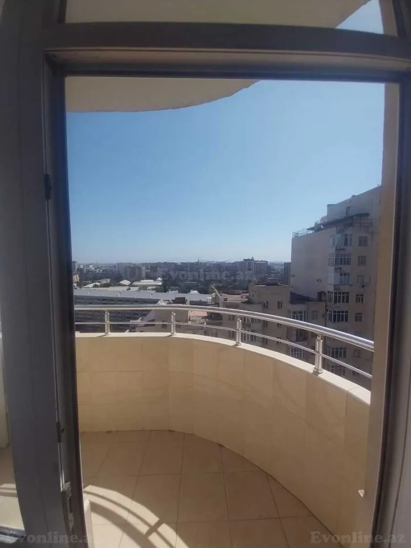 Satılır 4 otaqlı Mənzil Yeni tikili 165 m² Azadlıq prospekti m. - şəkil 11