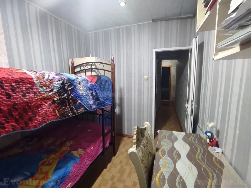 Satılır 3 otaqlı Mənzil Köhnə tikili 47 m² Sumqayıt