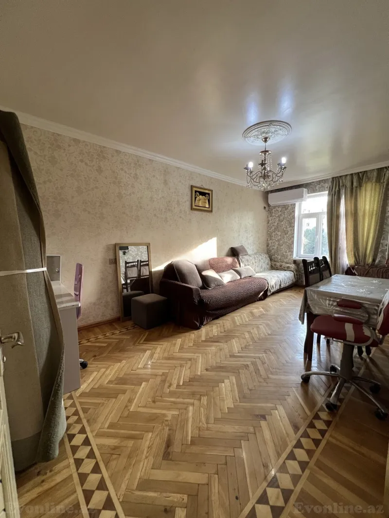 2 otaqlı Mənzil 60 m² Xətai r. Kirayə verilir
