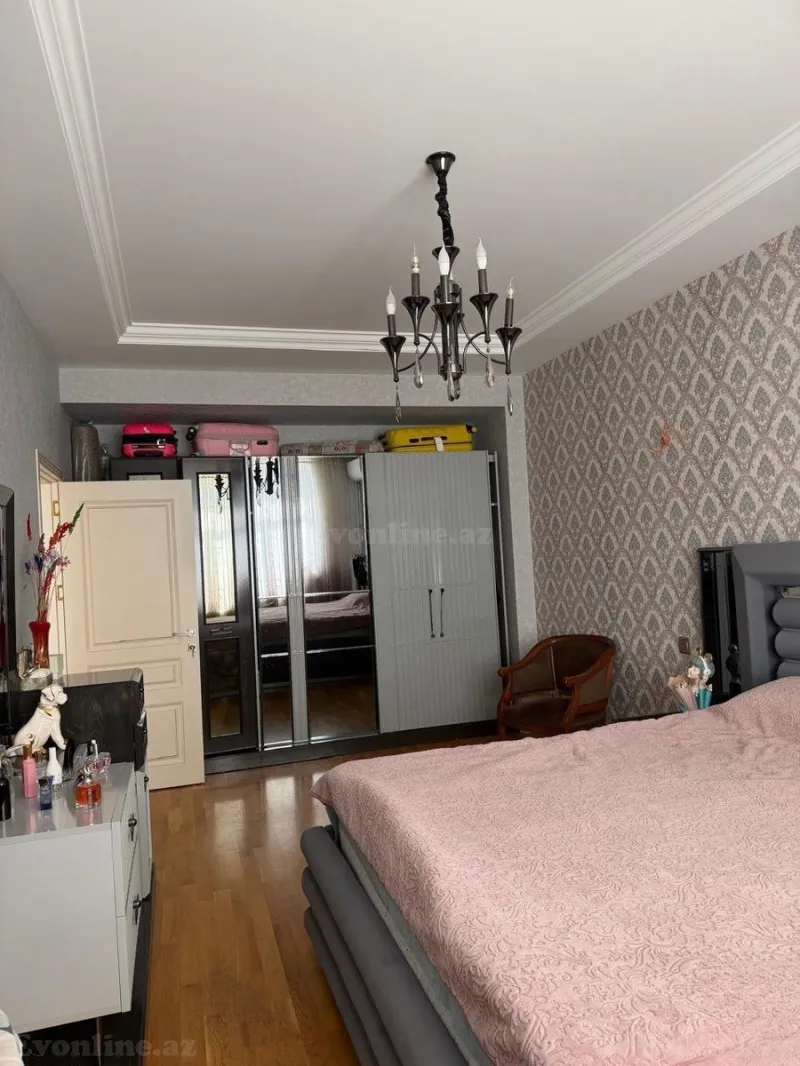 Satılır 3 otaqlı Mənzil Yeni tikili 175 m² Nəsimi r. - şəkil 10