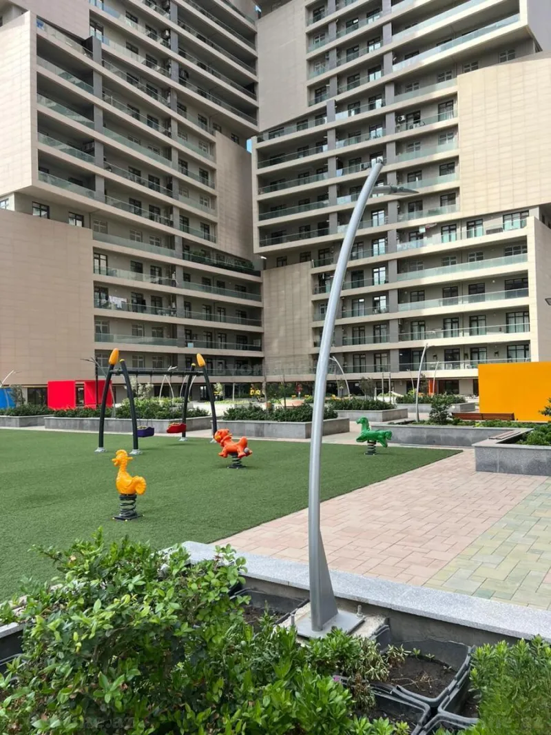 Satılır 2 otaqlı Mənzil Yeni tikili 107 m² 8 Noyabr m. - şəkil 3