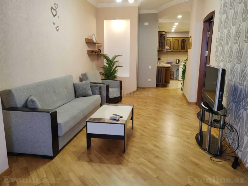 Satılır 2 otaqlı Mənzil Yeni tikili 70 m² 28 May m. - şəkil 3