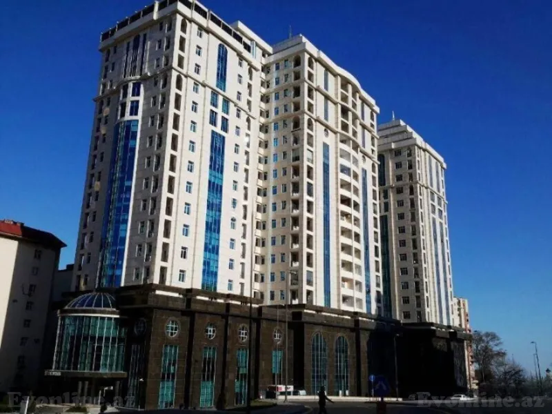 5 otaqlı Mənzil 180 m² Nizami m. Satılır