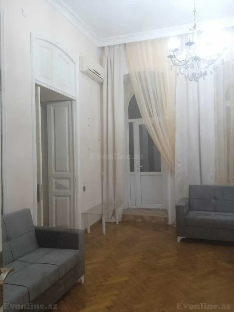 Kirayə verilir 2 otaqlı Mənzil Köhnə tikili 65 m² Yasamal r. - şəkil 5