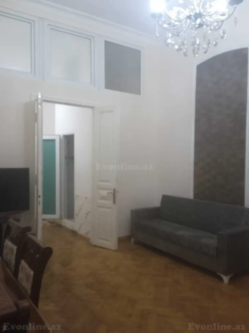 Kirayə verilir 2 otaqlı Mənzil Köhnə tikili 65 m² Yasamal r. - şəkil 10