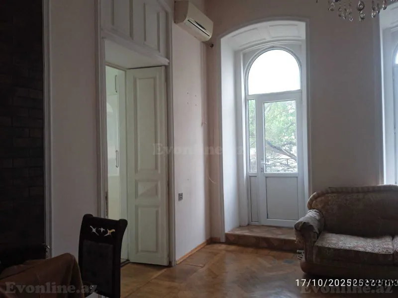Kirayə verilir 2 otaqlı Mənzil Köhnə tikili 65 m² Yasamal r. - şəkil 15