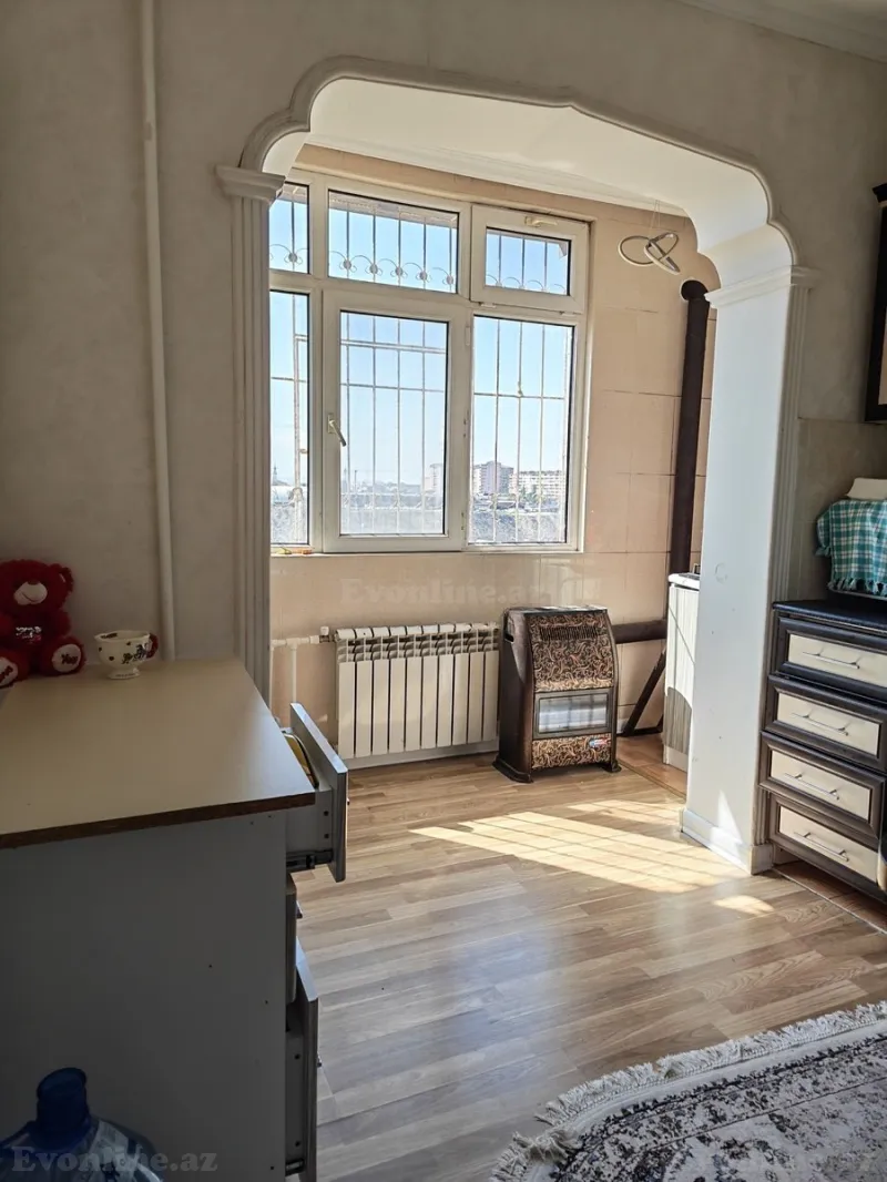 Satılır 2 otaqlı Mənzil Köhnə tikili 60 m² Yeni Günəşli - şəkil 2