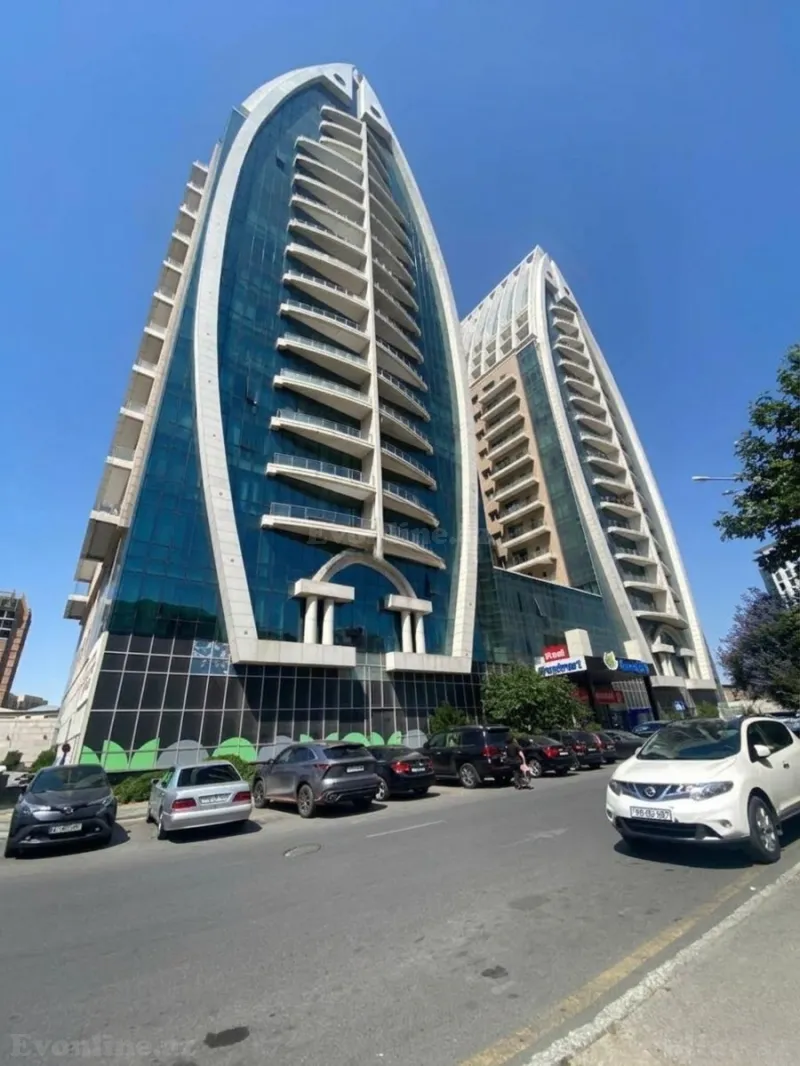 Kirayə verilir Ofis 25 m² Elmlər Akademiyası m.