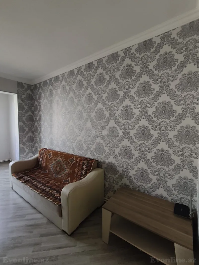 2 otaqlı Mənzil 55 m² 4-cü mikrorayon Kirayə verilir