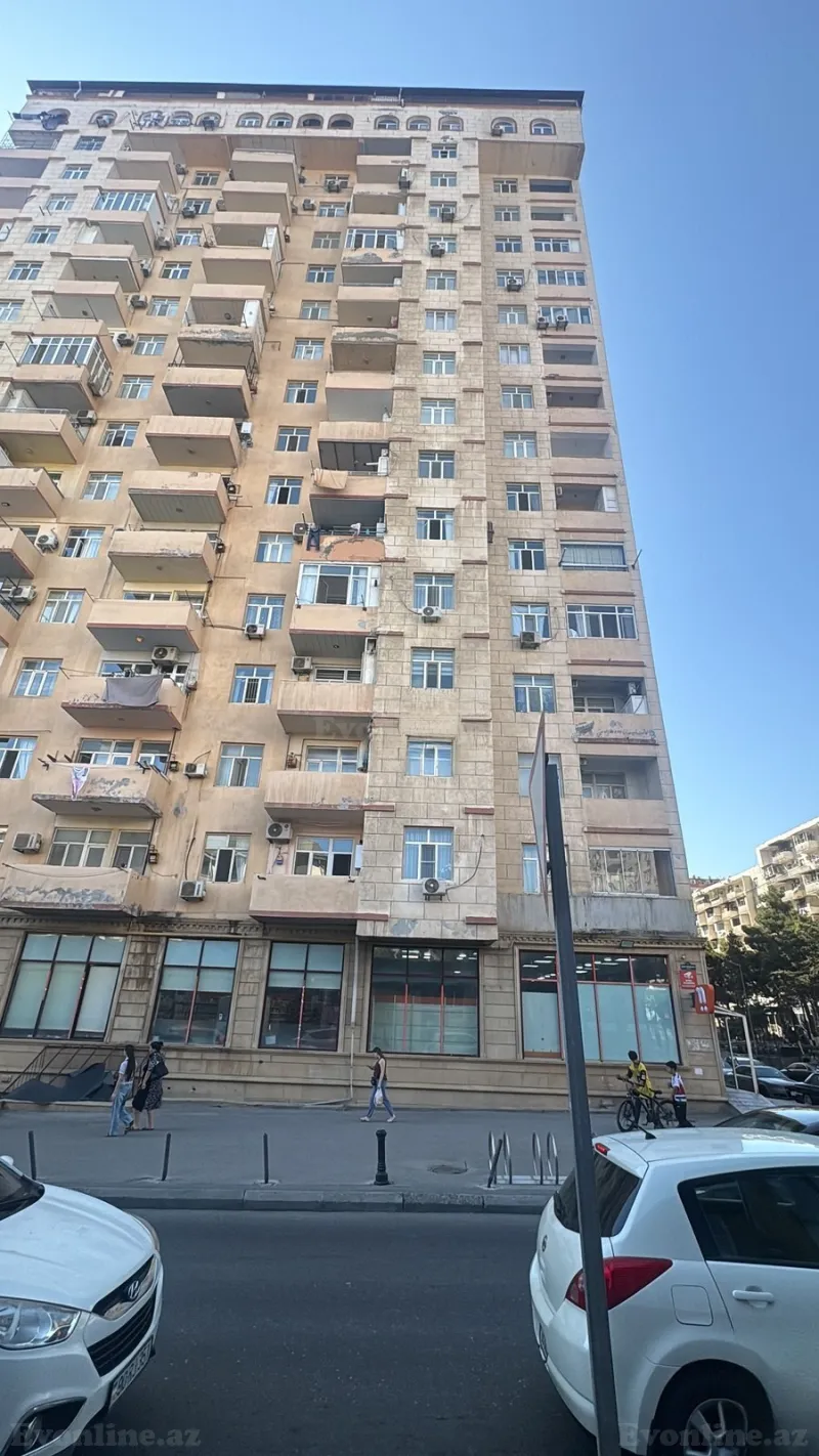 2 otaqlı Mənzil 65 m² Həzi Aslanov m. Satılır