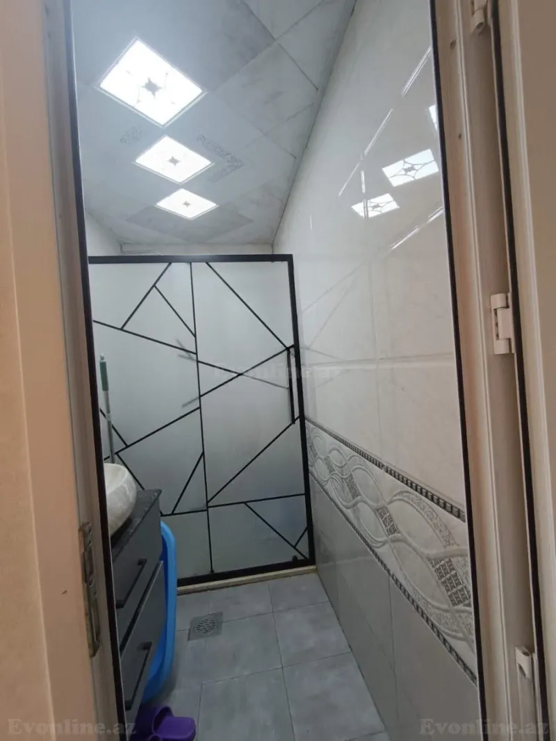 Satılır 2 otaqlı Mənzil Köhnə tikili 60 m² Yeni Günəşli - şəkil 12