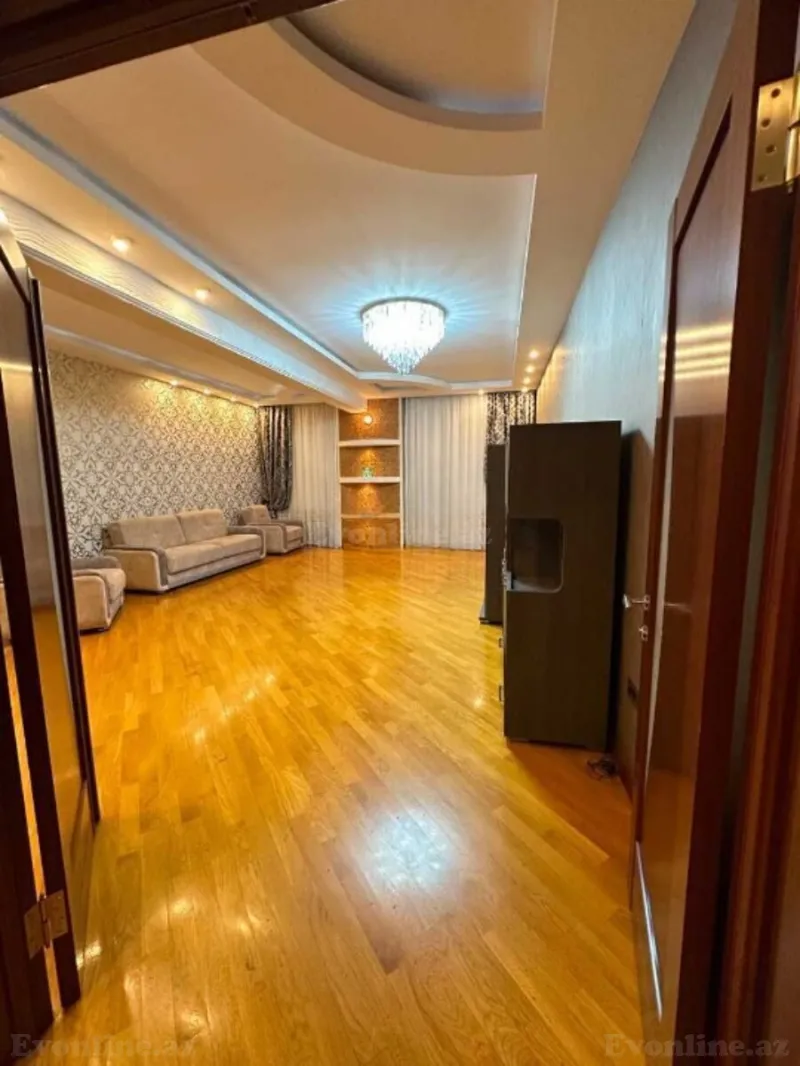 Satılır 3 otaqlı Mənzil Yeni tikili 130 m² Xətai r.