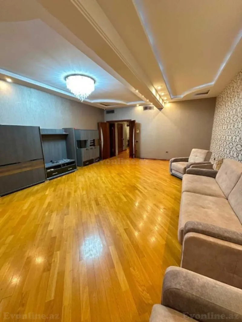 Satılır 3 otaqlı Mənzil Yeni tikili 130 m² Xətai r. - şəkil 2