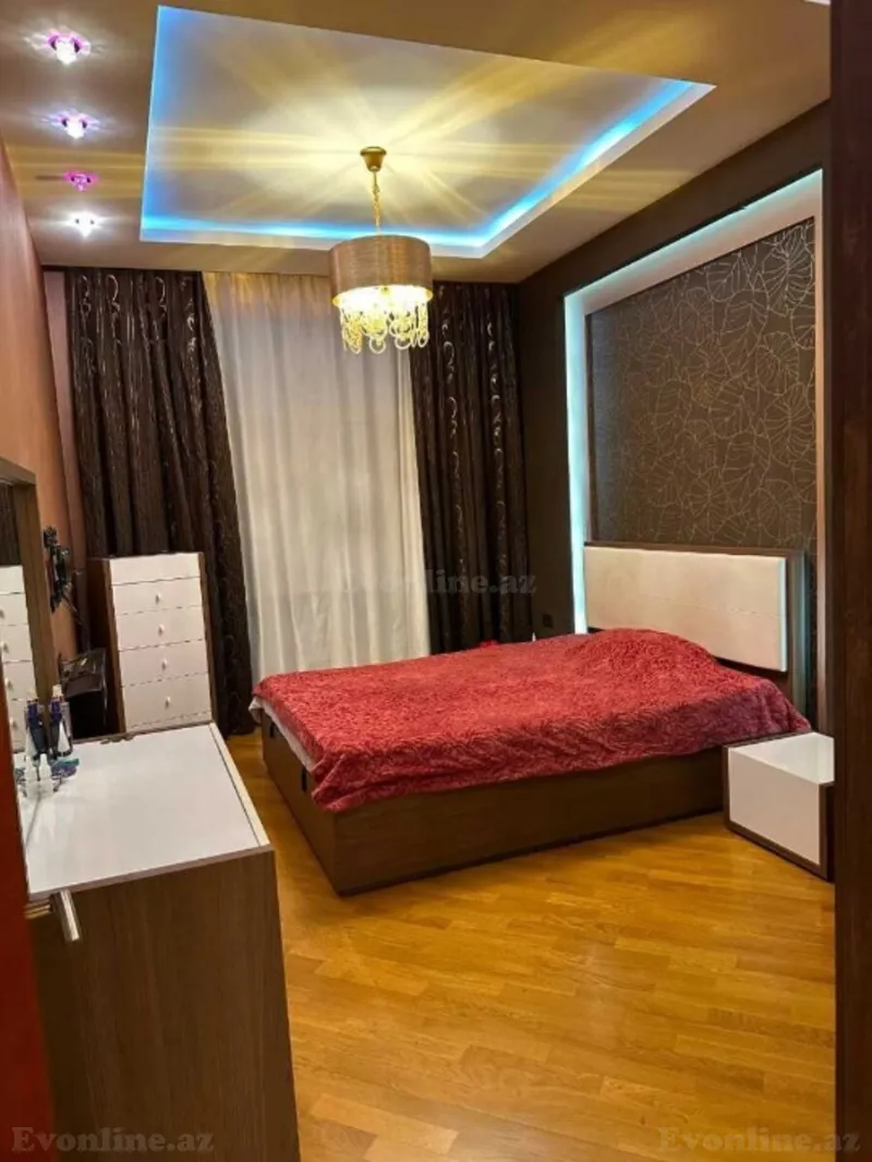 Satılır 3 otaqlı Mənzil Yeni tikili 130 m² Xətai r. - şəkil 3