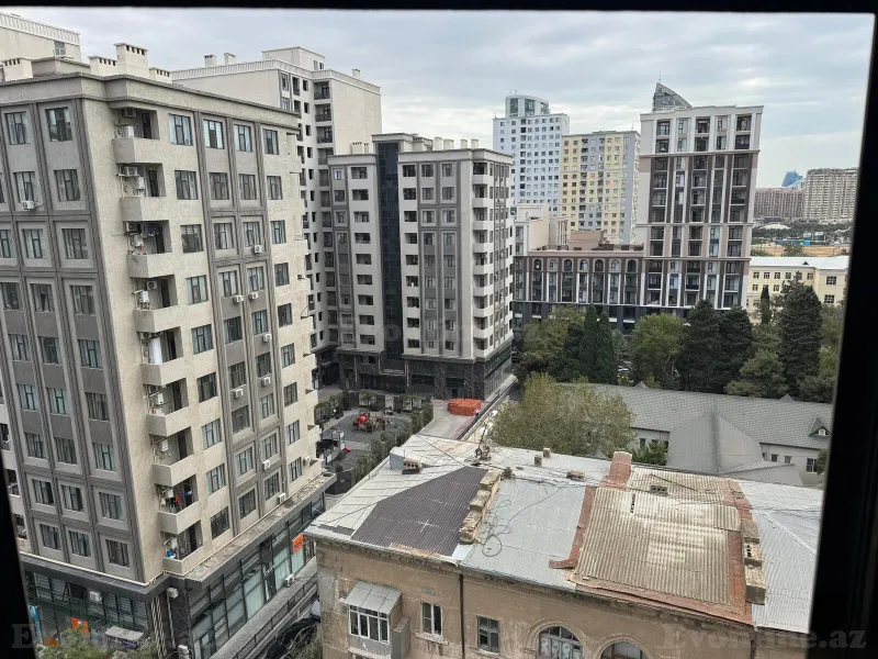 Satılır 3 otaqlı Mənzil Yeni tikili 180 m² Gənclik m. - şəkil 5